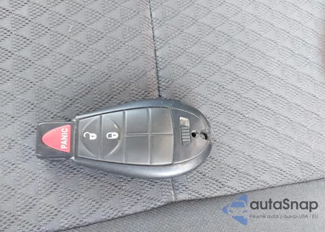 2010 Dodge Grand Caravan Hero z USA, uszkodzony, nr VIN 2D4RN3D1XAR419884